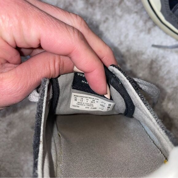 💋Bundle 4 items for $20. Add items💋 to a bundle - Picture 5 of 8